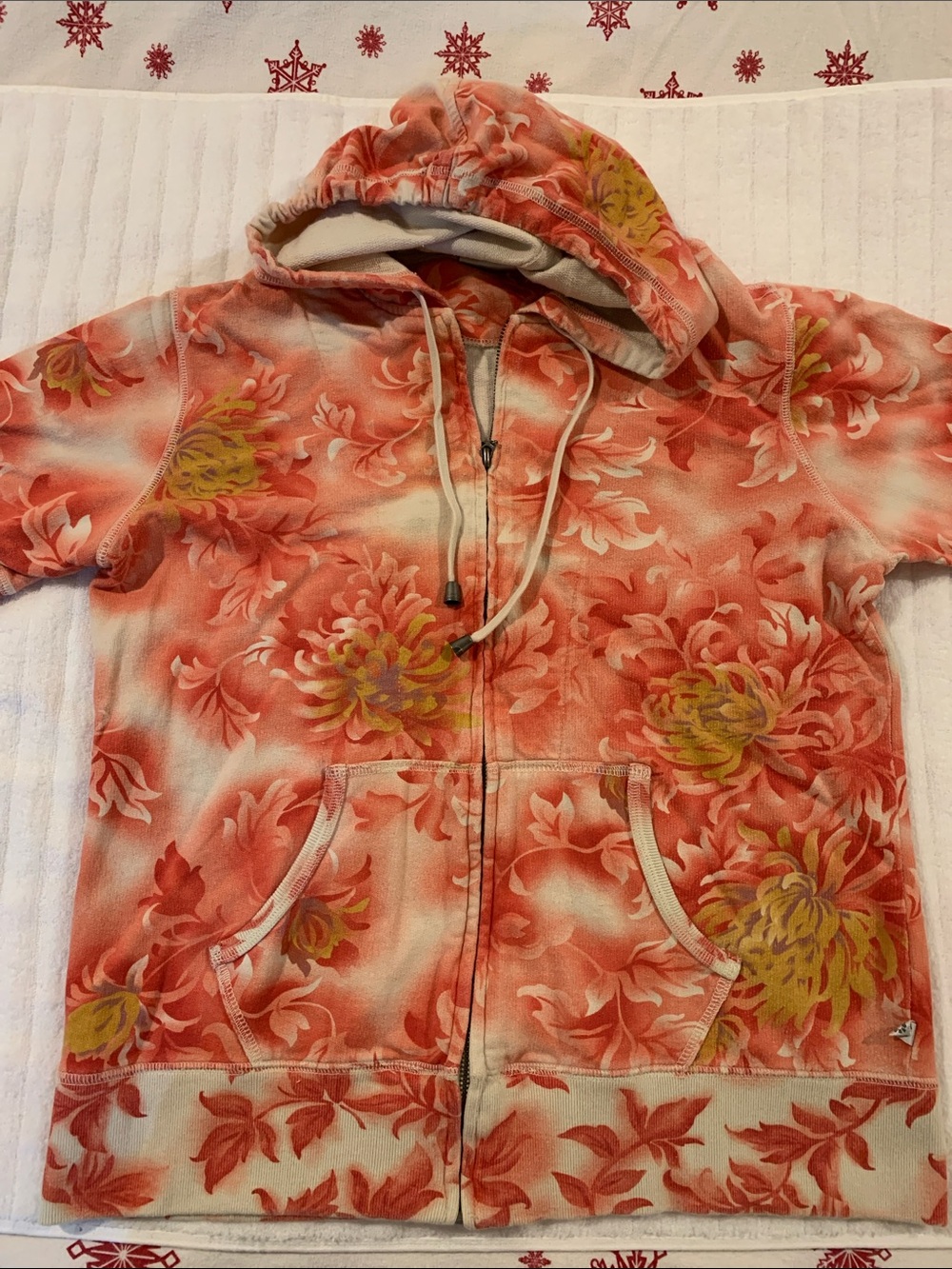 Chico’s Zenergy Floral (Chrysanthemum)Coral Zip-Up Hoodie Kangaroo Pockets